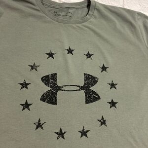 Under Armour Shirt Loose Fit HeatGear